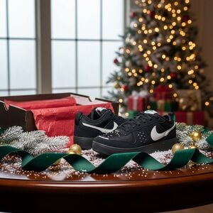 Nike Black and White Sneakers